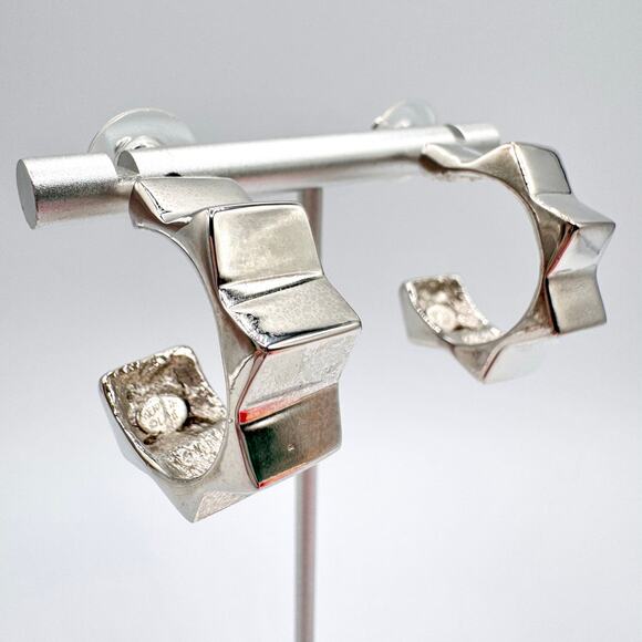 Kenneth Lane Spike Hoop Earrings Silver Tone Pierced Edgy Rocker Punk Baddie - Picture 3 of 12